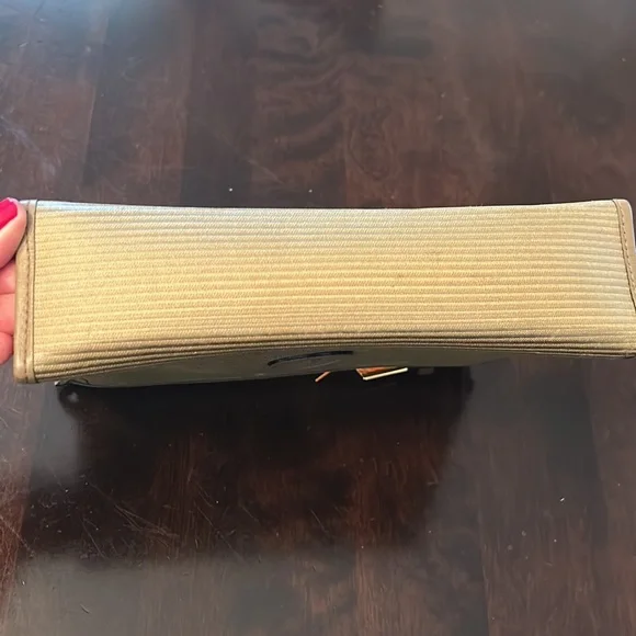 Authentic Yves Saint Laurent Clutch - Picture 3 of 13